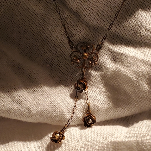 JANNY Floral and Pearl Look Necklace Paperclip Chain Signed Victorian Fl… - Picture 3 of 10